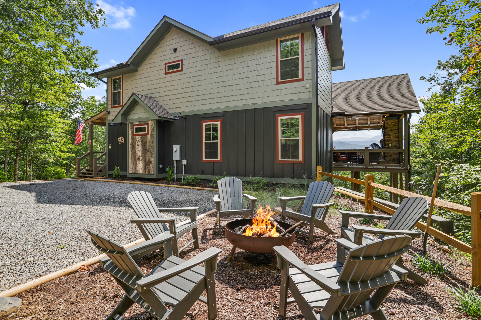 Bärkada Cabin wraparound porch with panoramic North Georgia mountain views, Blue Ridge GA